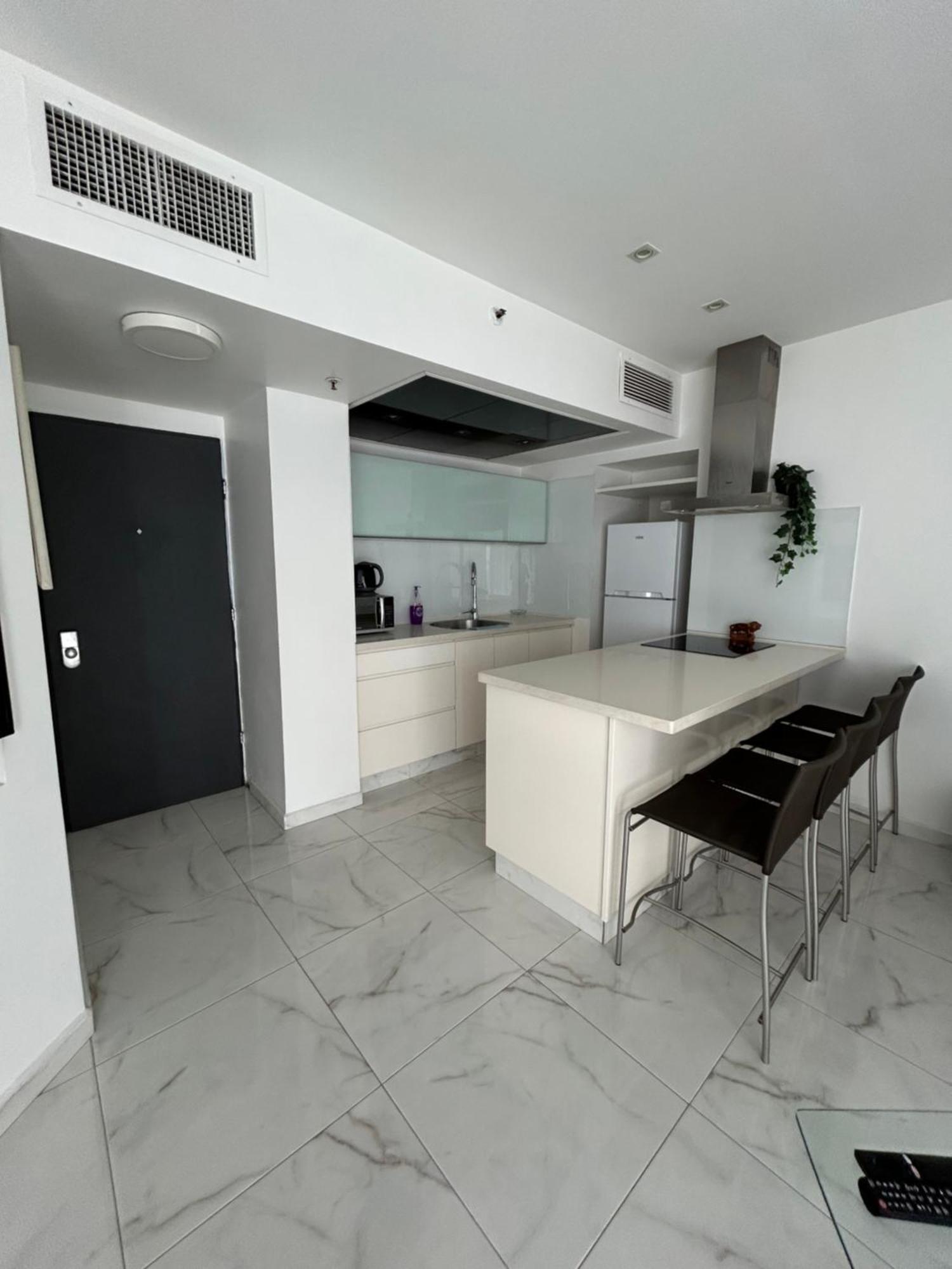 סוויטת אהבה מתוקה על הים-Sweet Love Suite On The Sea Bat Yam Buitenkant foto