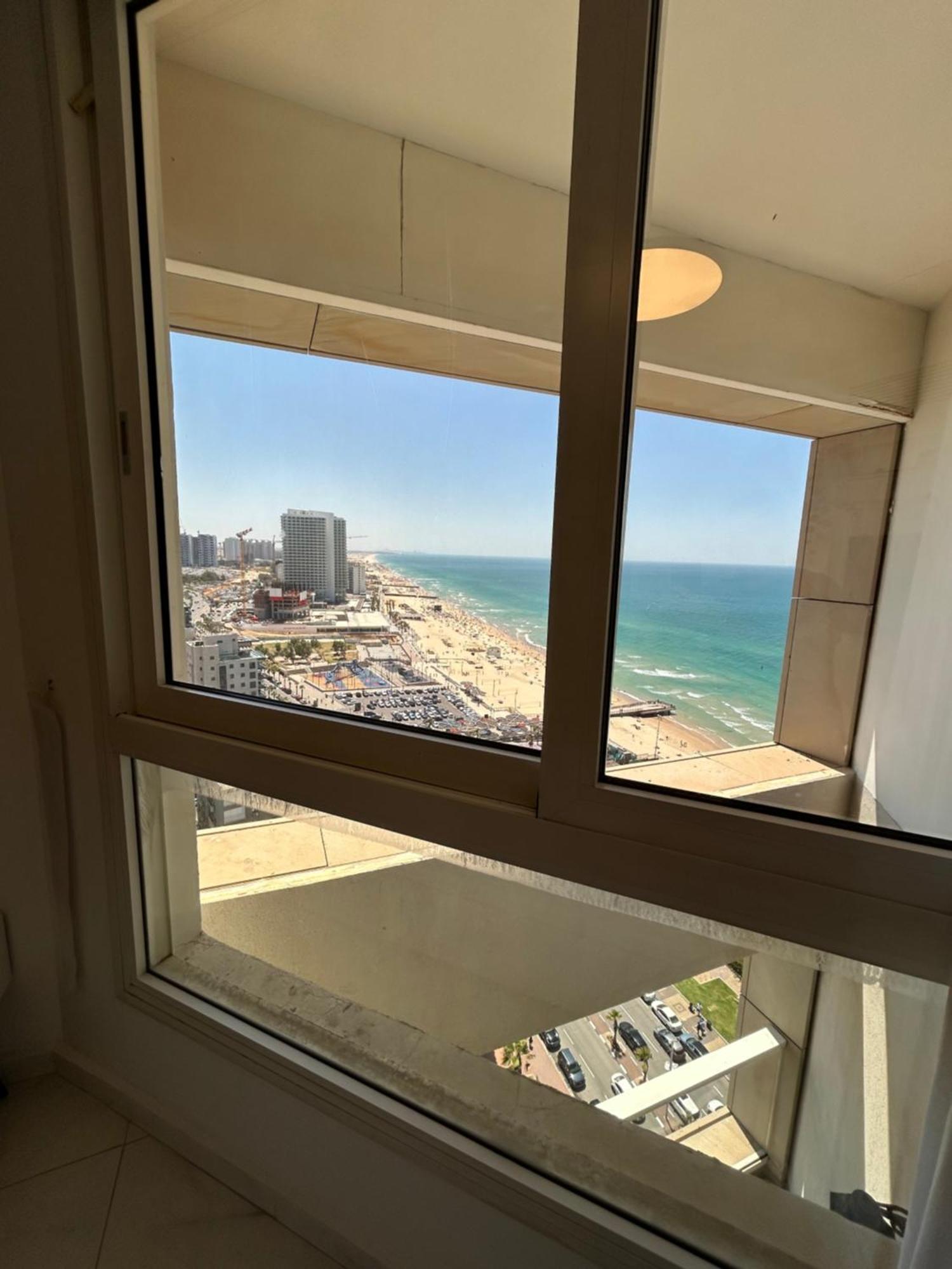 סוויטת אהבה מתוקה על הים-Sweet Love Suite On The Sea Bat Yam Buitenkant foto